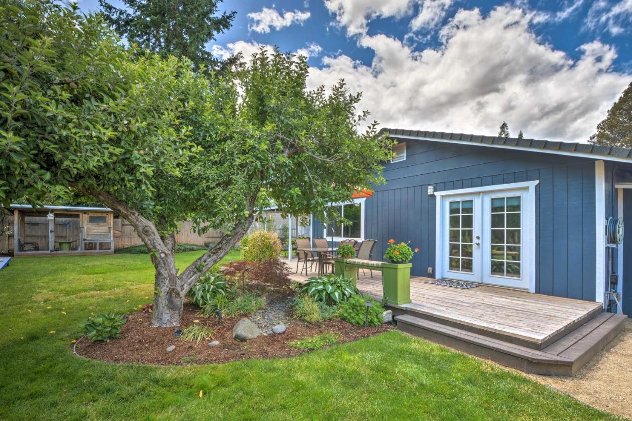 Central Medford Family Retreat With Large Yard! Eksteriør bilde