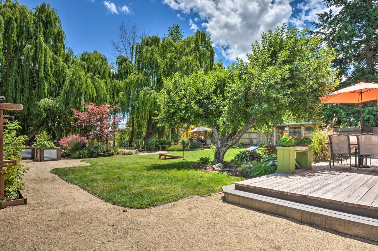 Central Medford Family Retreat With Large Yard! Eksteriør bilde